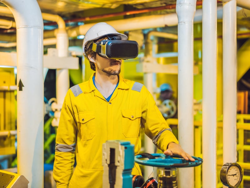 How leading oil and gas companies are adopting virtual reality