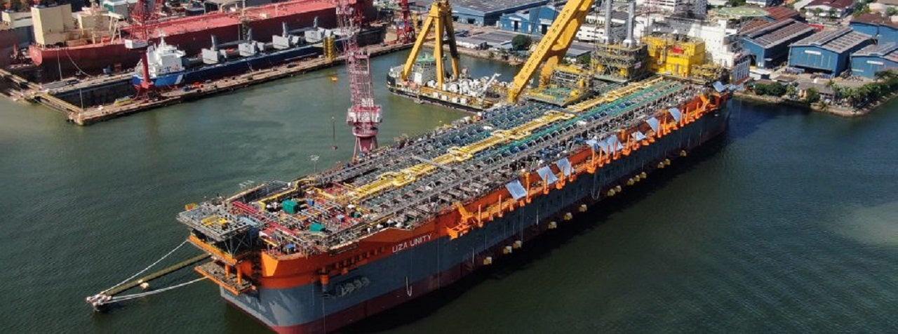 Ship carrying tea fertilizer docks at Mombasa. Song 合集 下載line