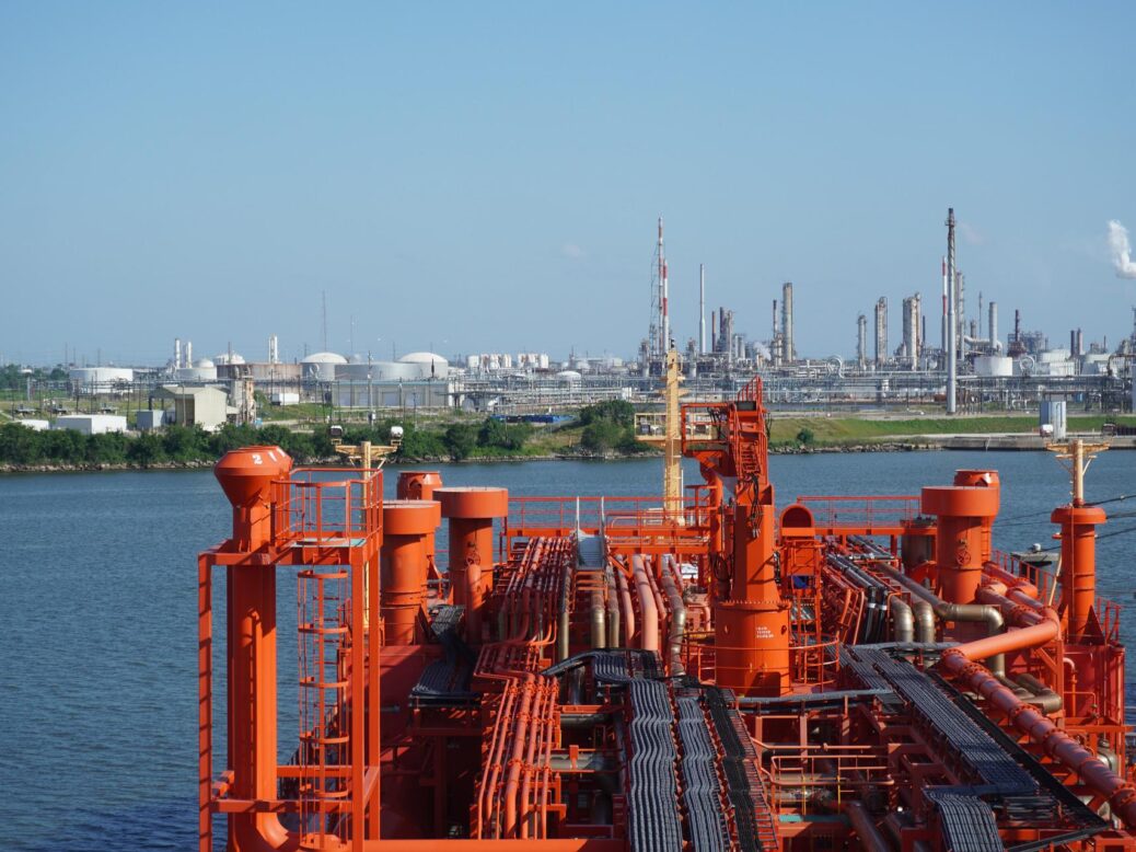 Sempra Infrastructure dostarcza LNG z projektów amerykańskich do polskiego PGNiG
