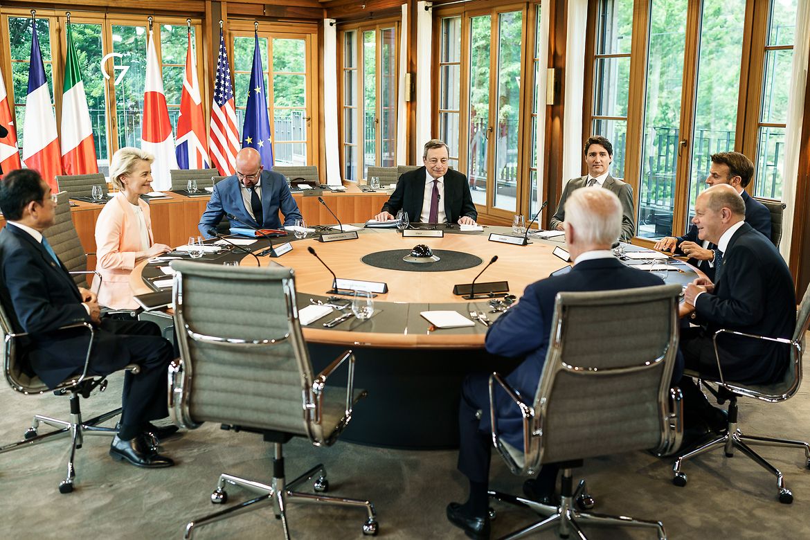 G7 leaders agree to investigate capping oil import price