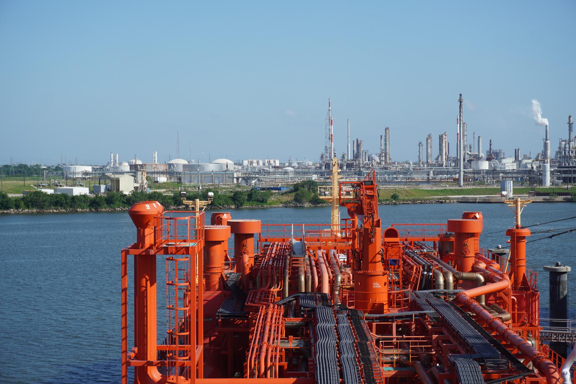 Viva Energy seeks approval for $210m LNG import terminal in Australia