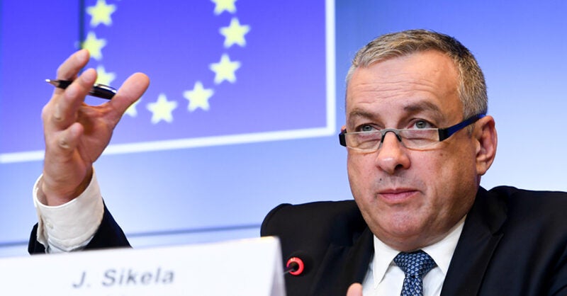 EU moves towards gas price cap with another emergency meeting - Vimarsana News