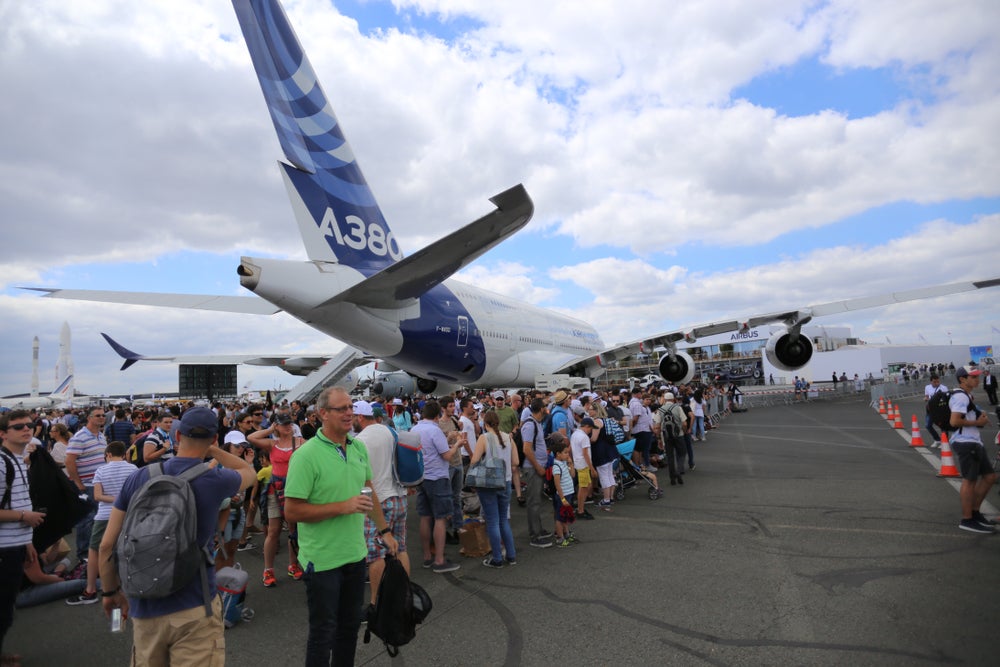 Oil giant Shell sets sights on sustainable aviation fuel take-off