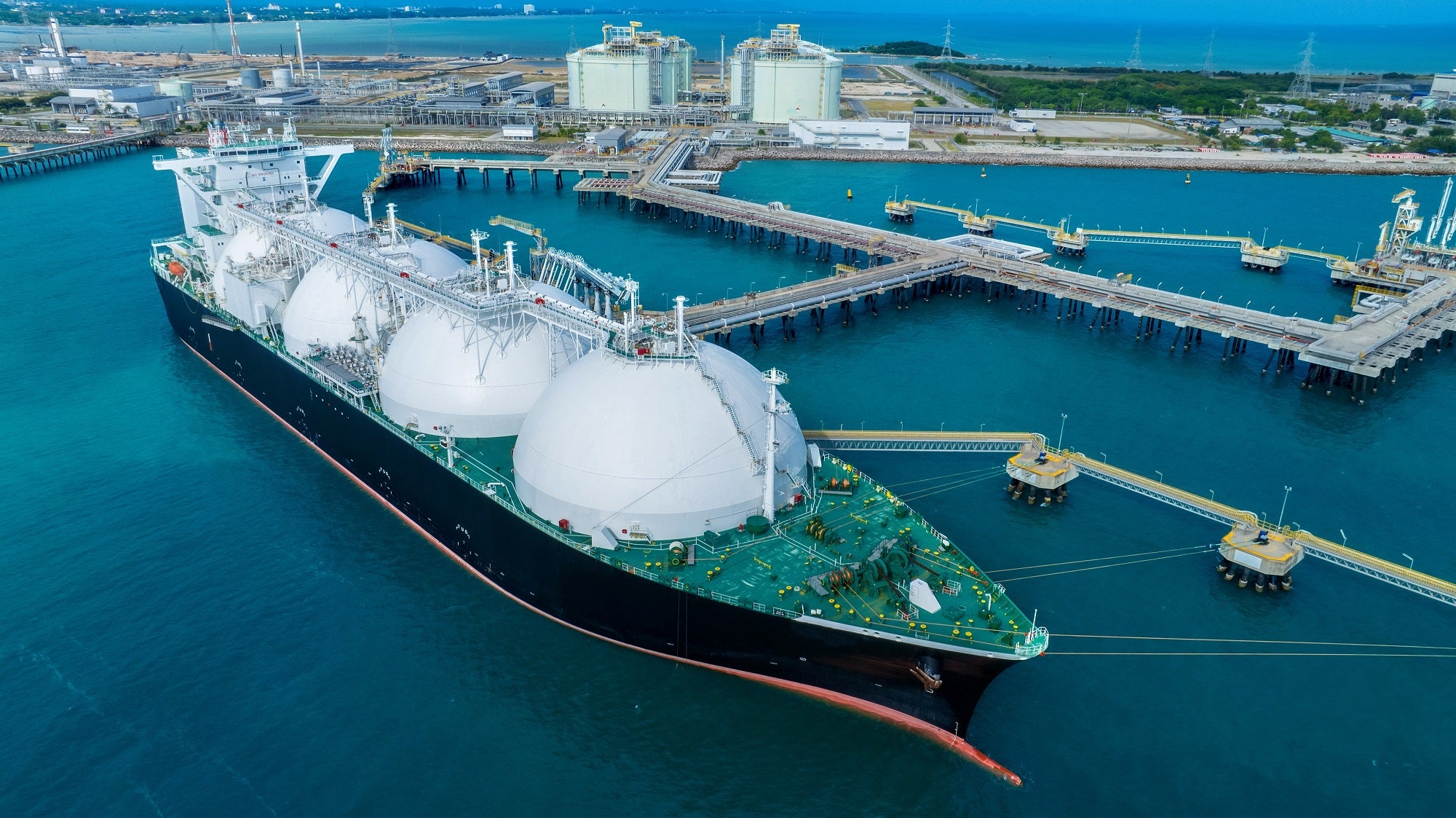 Deutschland schließt Geschäfte ab, um die LNG-Versorgung sicherzustellen