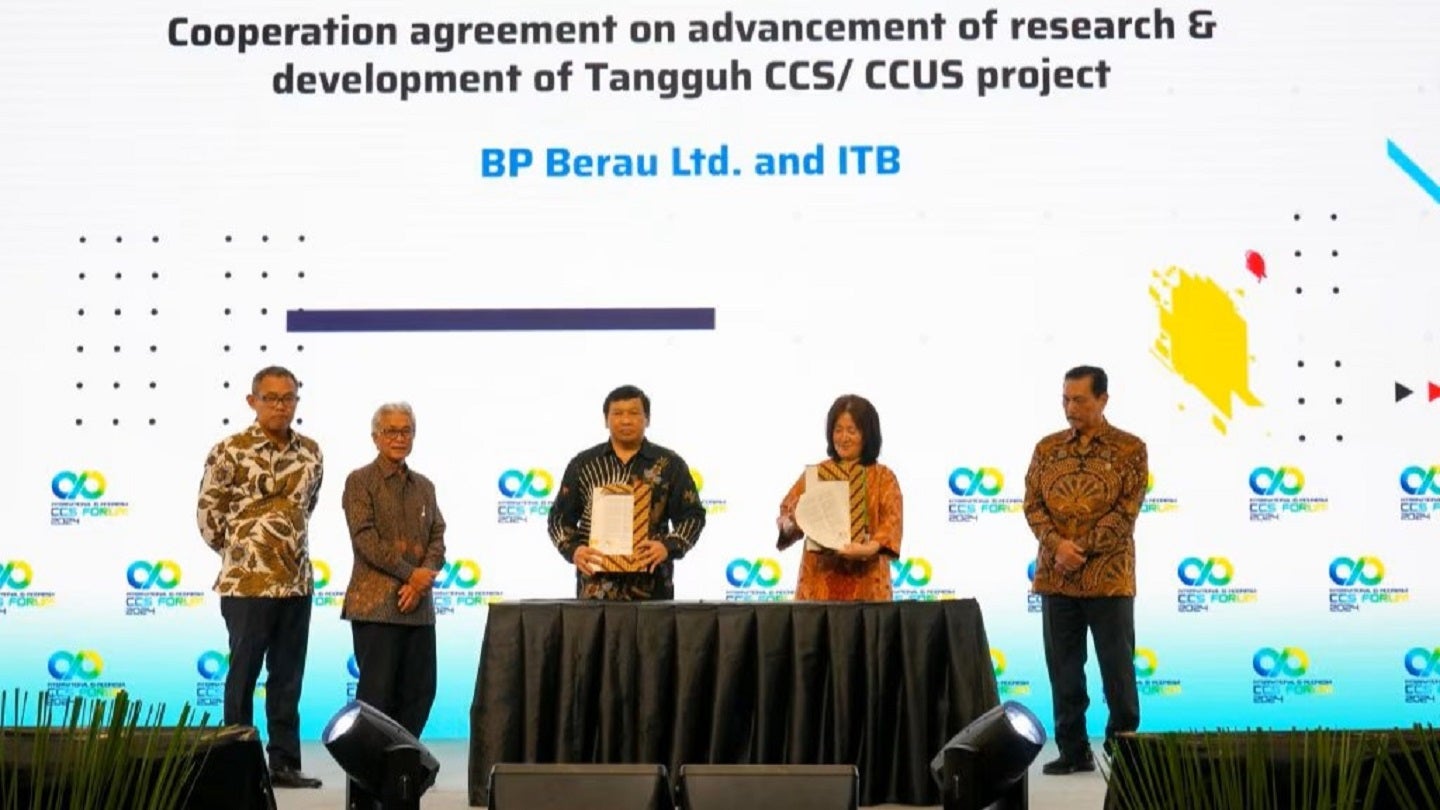 bp bermitra dengan ITB di Indonesia dalam Penelitian dan Pengembangan CCUS