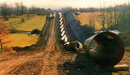 Algerian and Tunisian sections feature two parallel pipelines Algerian and Tunisian sections feature two parallel pipelines