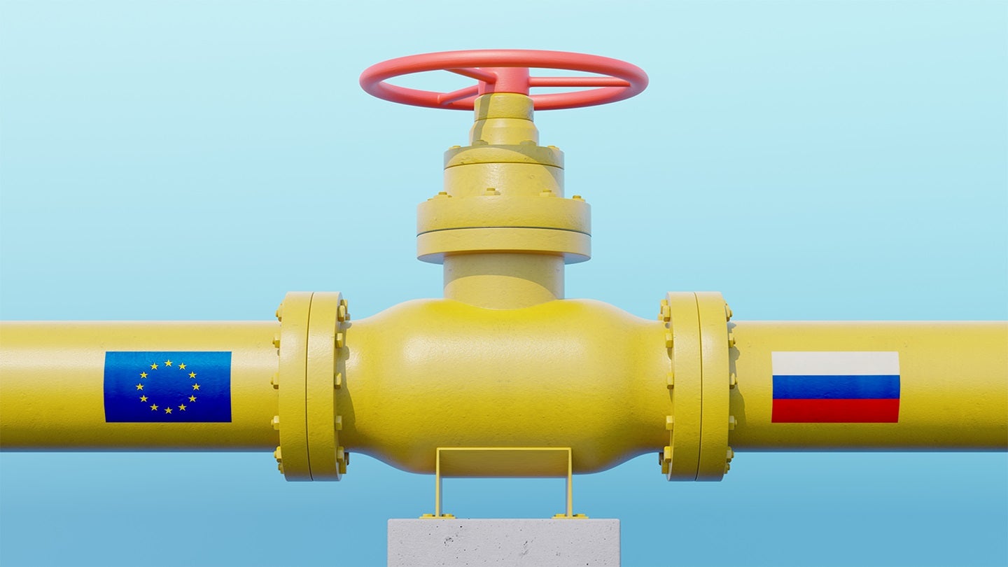 EU to unveil detailed plan to cut Russian oil and gas imports