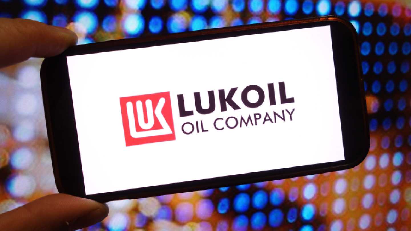 ExxonMobil in talks to acquire Lukoil’s stake in Iraqi oilfield