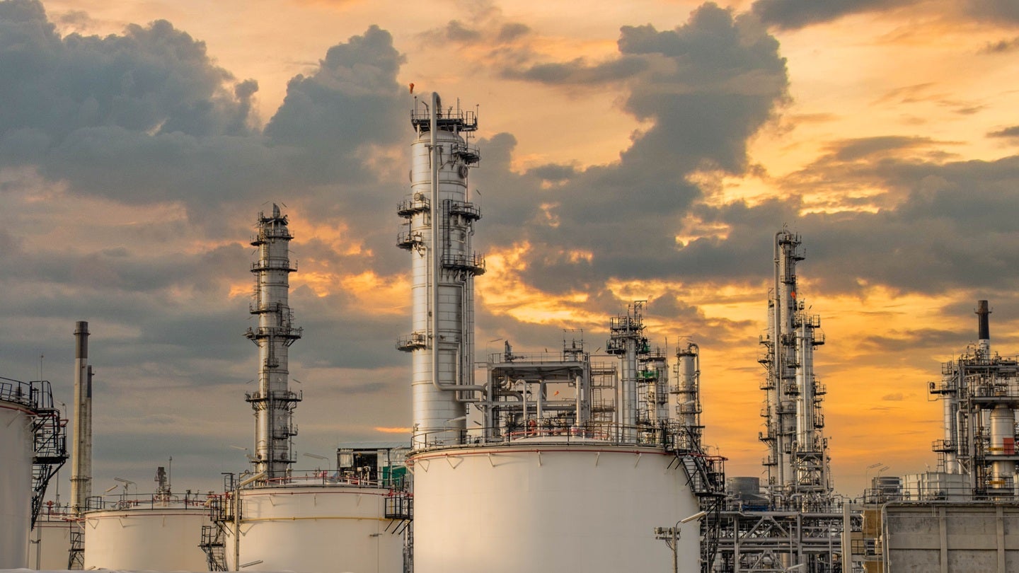 La FPCC causa fuerza mayor en la logística en medio de la interrupción de Ormuz