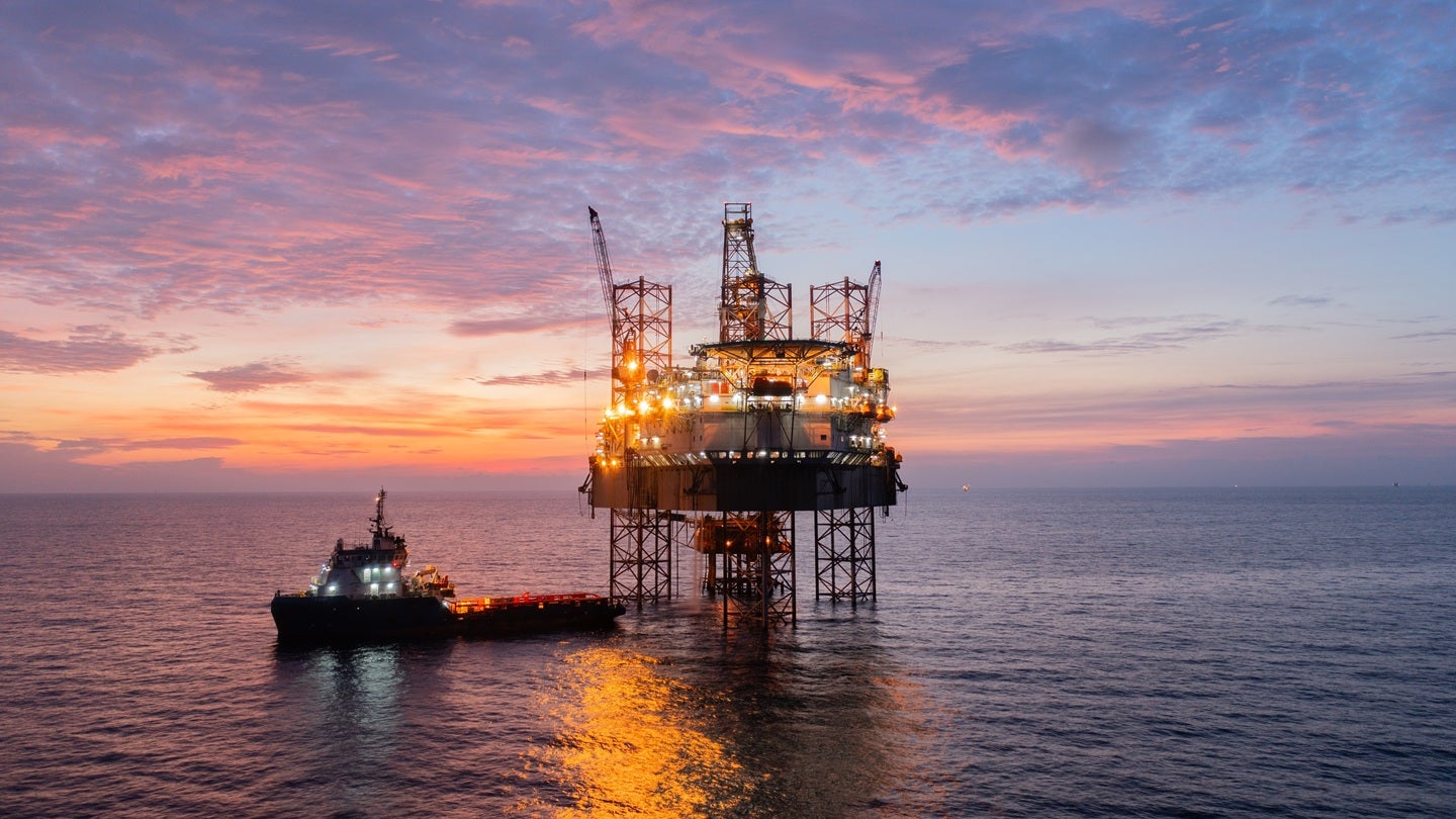 Helix y Hornbeck firman un acuerdo de acciones para formar un grupo offshore integrado