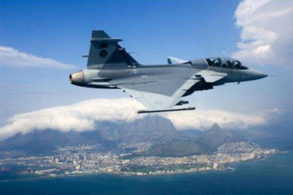 A core sample from the drilling activities carried out by Transocean Leader. Image courtesy of Anette Westgaard / Statoil.