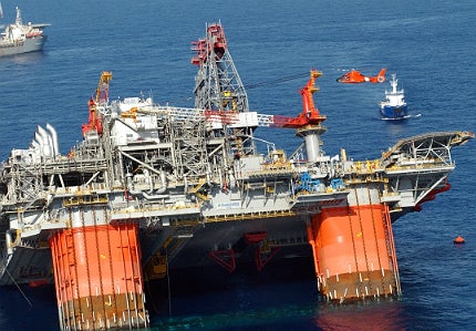 Weather specialists are also employed by offshore operators to provide industry-specific weather services in rough regions Weather specialists are also employed by offshore operators to provide industry-specific weather services in rough regions